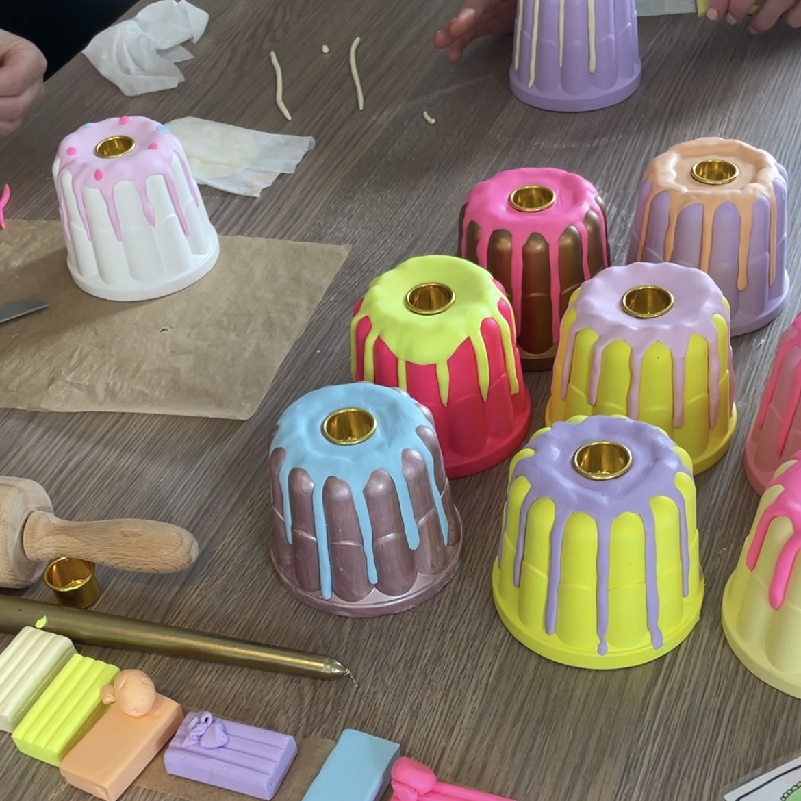 Mona kandelaar | Wit met pastel roze dipsaus en confetti - Afbeelding 3