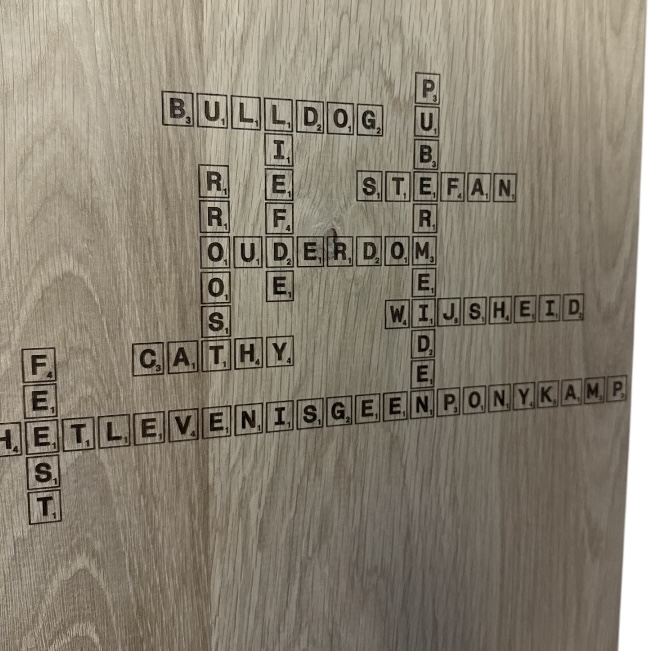 Borrelplank | Scrabble - Afbeelding 4